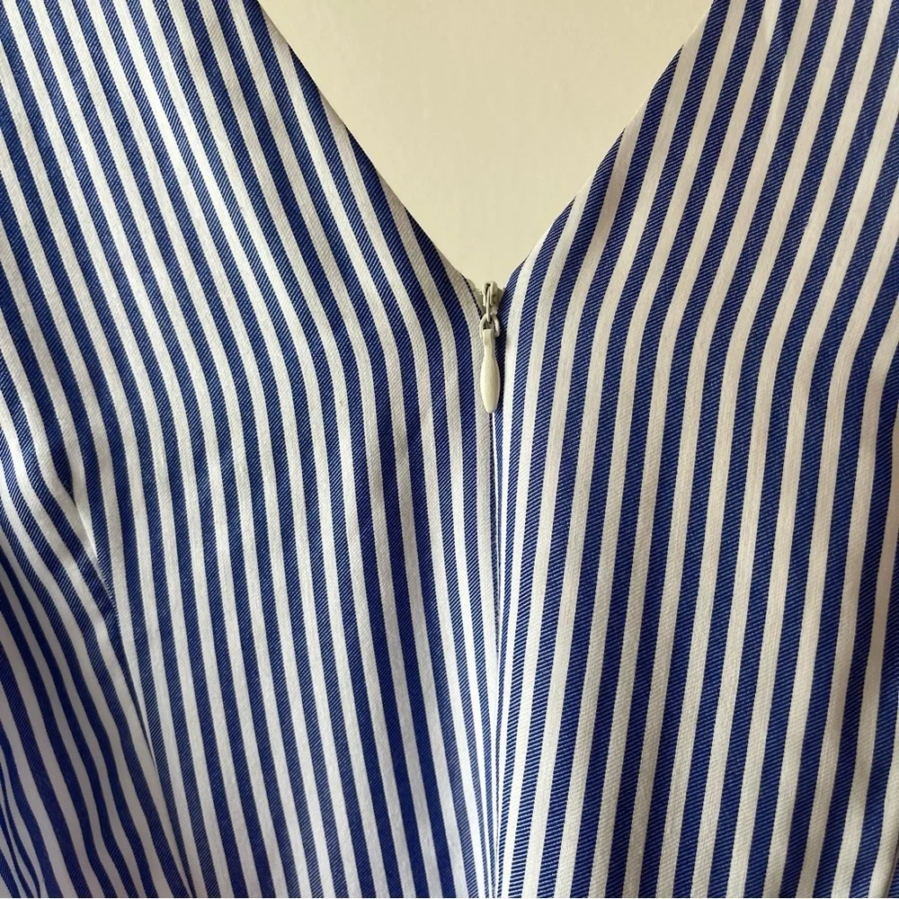 Madison Leigh Blue dress with embroidered flower detail 2P - Picture 4 of 8